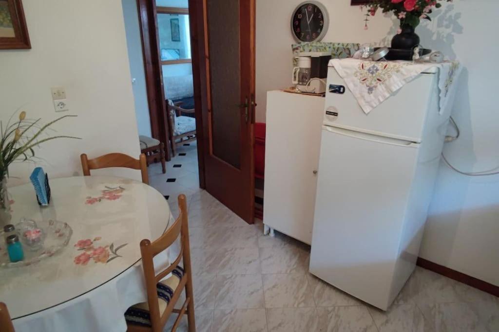 Eretria Vacation House Экстерьер фото