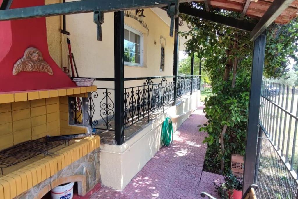 Eretria Vacation House Экстерьер фото